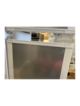Charger l'image dans la visionneuse de la galerie, Réfrigérateur combiné encastrable 271L H177×L54 Beko - BCSA285K4SN1